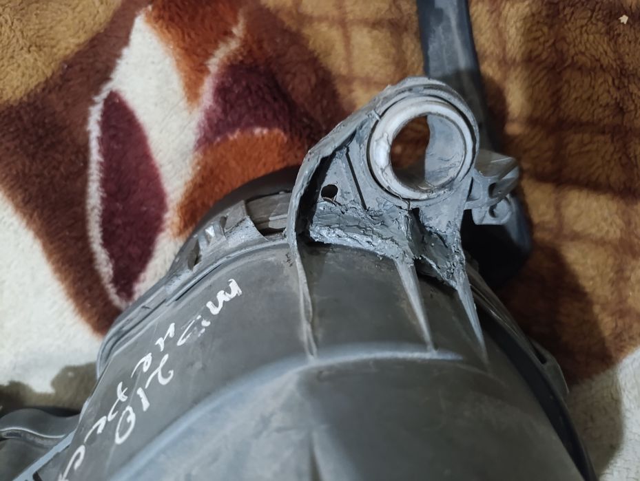 Фара на Мерседес 210 до рестайлинг