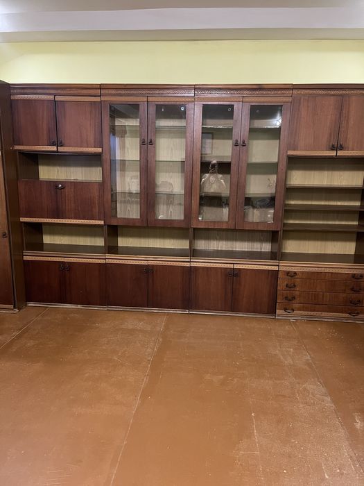 Спальный гарнитур, стенка, кухня