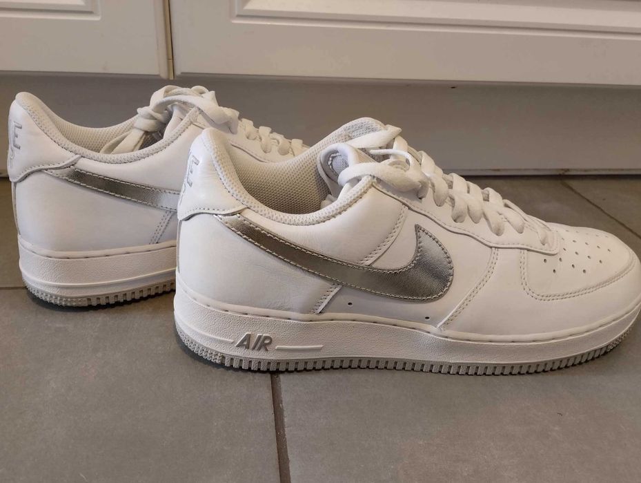 Nike Air Force 1 Retro номер 44.