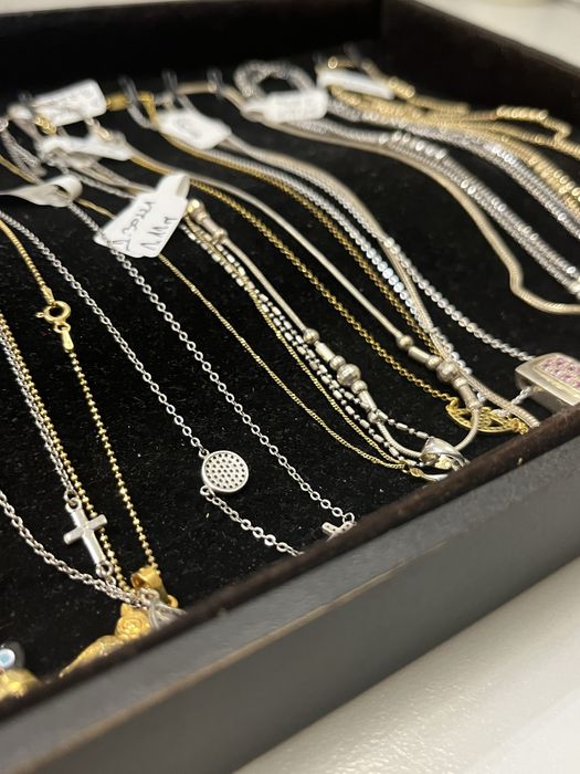 Различни видове колиета