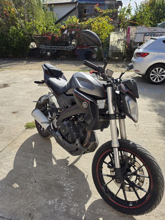 Yamaha mt125 2015