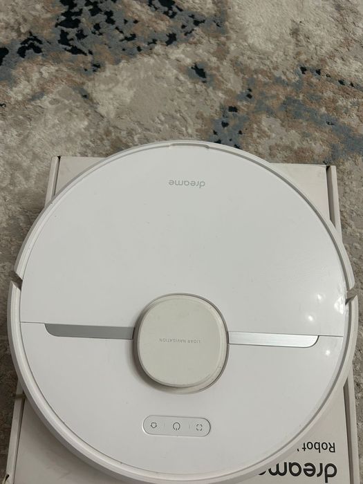 Продам моющий робот пылесос Xiaomi D9