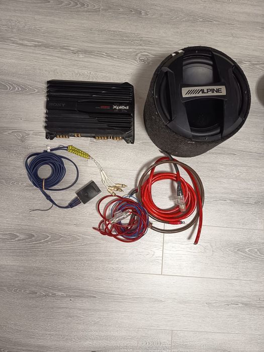 Amplificator auto Sony 1000 W 4 canale plus subwoofer Alpine modificat