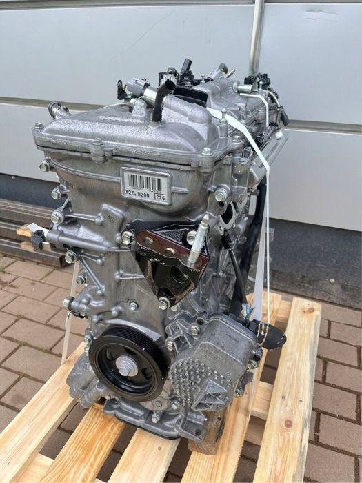 Двигатель Toyota 2ZR-FXE 1.8 HYBRID