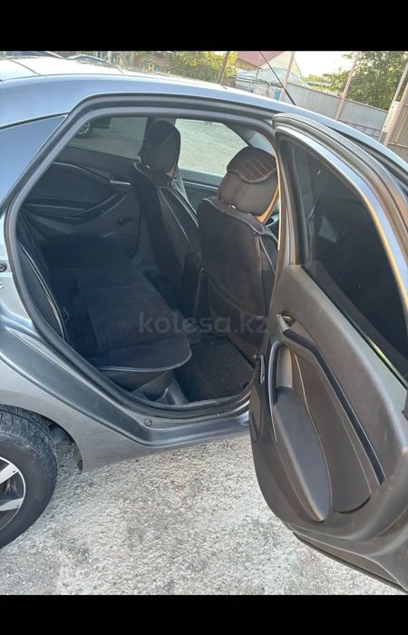 Лада Веста 2017 года