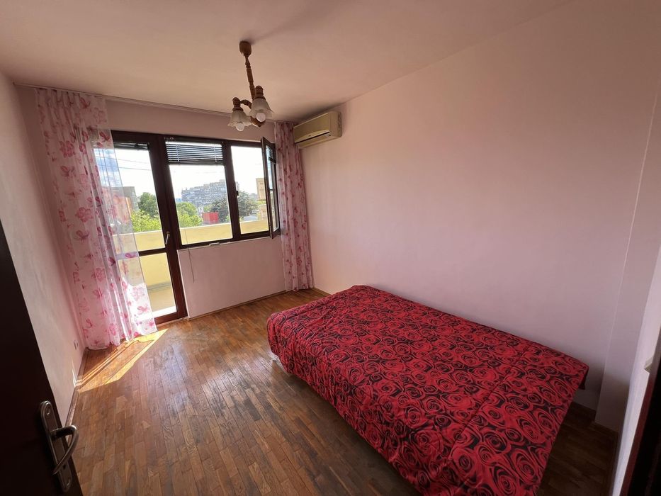 Дава се под наем Тристаен апартамент в Варна, Бриз - 93 кв.м за 500 € - Снимка #4