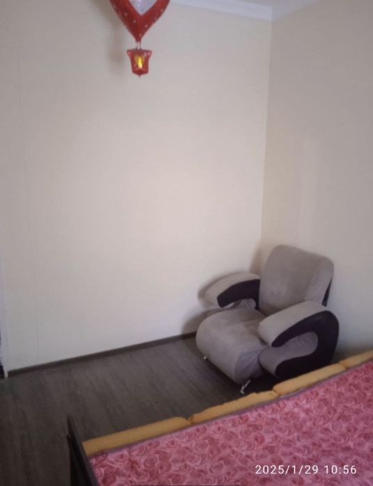 Продается 3/2/5 квартира ТТЗ Ахмад Югнаки