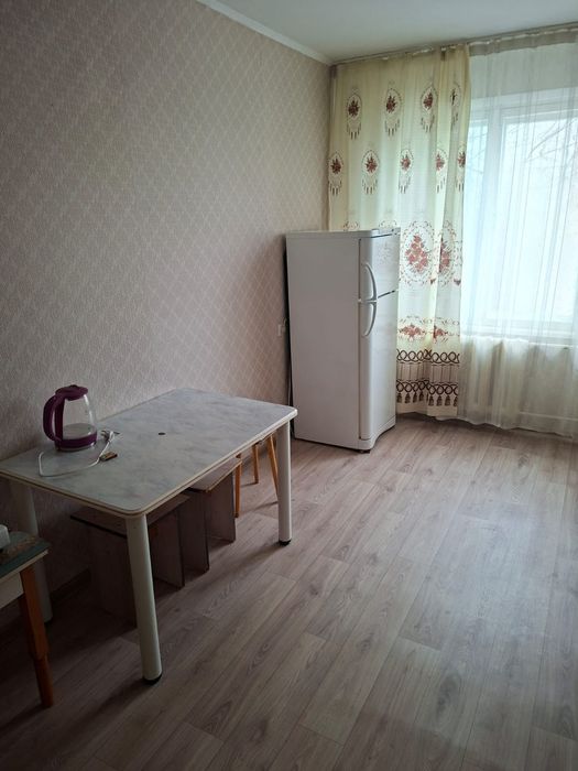 Сдам однокомнатную комн