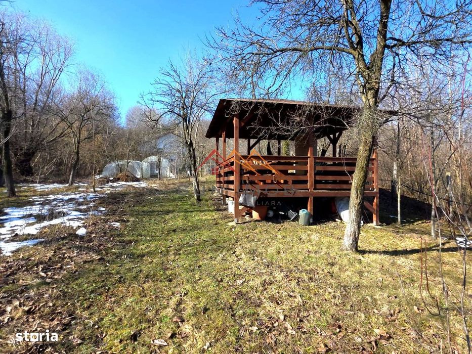 Casă Individuală Cu Livadă | 2.195 Mp Teren | Poiana Câmpina