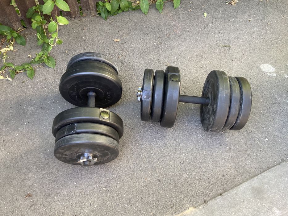 Gantere reglabile set 42 kg. 21 kg+21 k=42 kg noi pret promo 350 ron