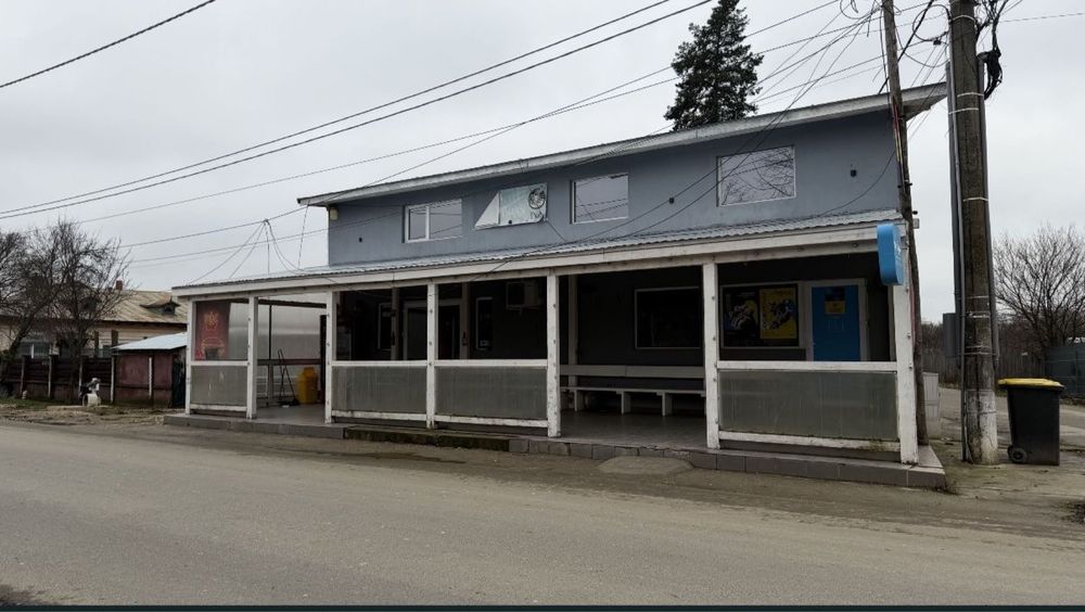 Spațiu comercial mare de închiriat – 2 niveluri – vizibilitate bună