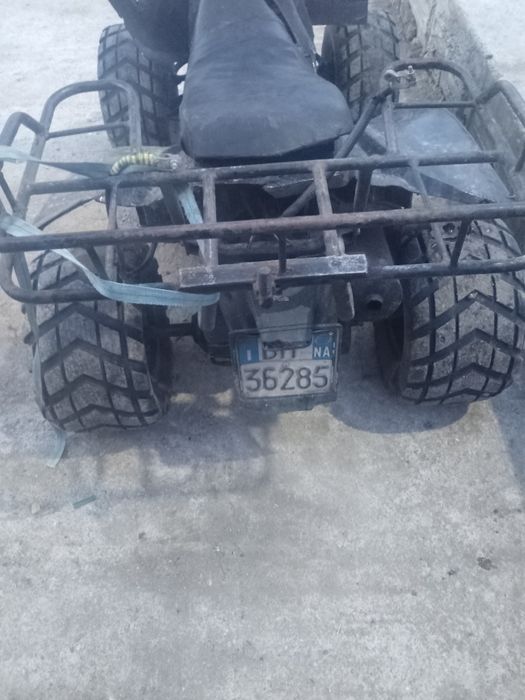Vand ATV 200cc pret 2200 rezervor nou de benzina