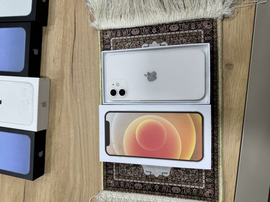 iPhone 12 128GB White
