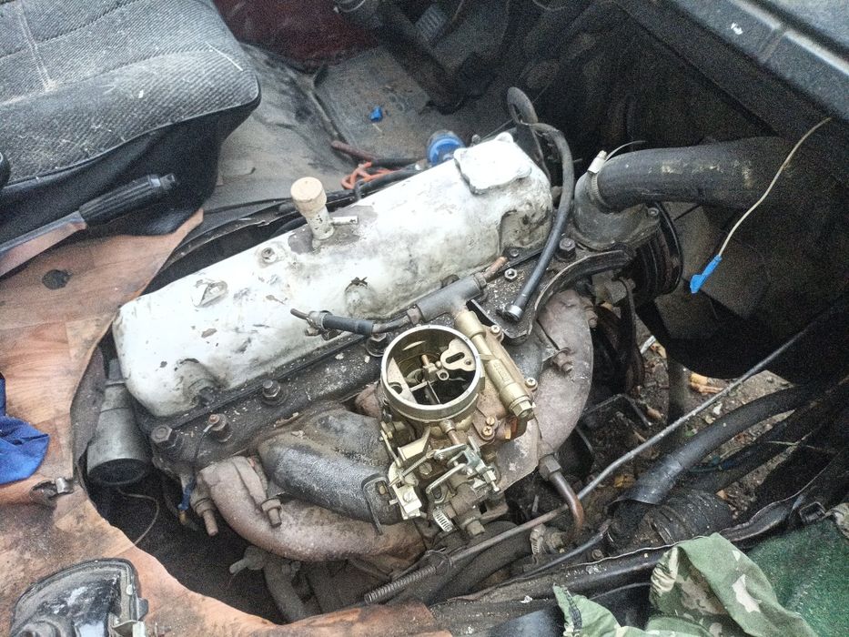 Продам запчасти на газ 24