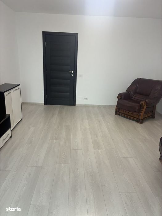Garsoniera spre vanzare stradal pe Lucretiu patrascanu