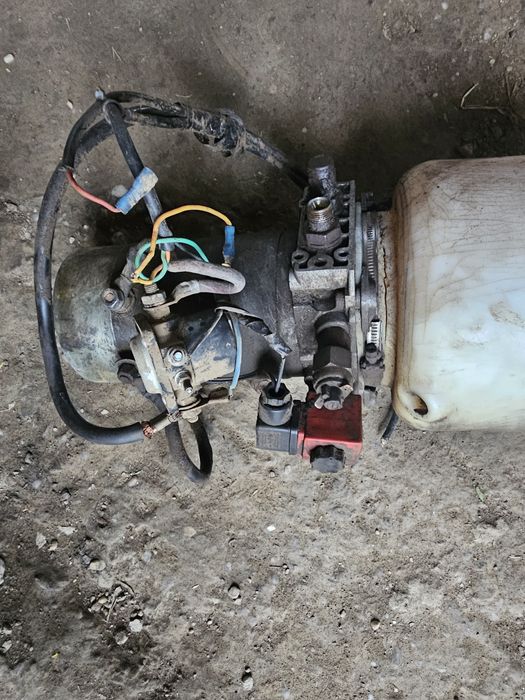 Pompa basculare electrica 12v bazin fisurat