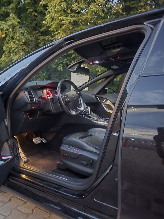 Vând  Citroen DS5-2015-2.0Disel,Automat -245000 km  Pret 5200 euro