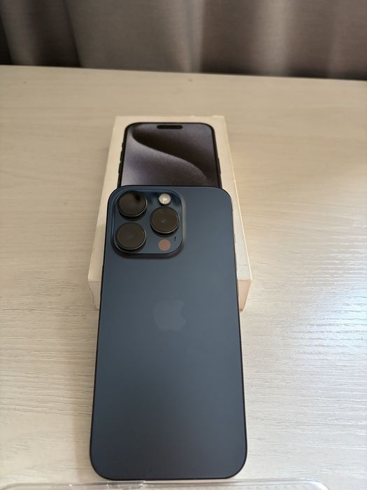Apple,Iphone 15 pro 128 гб