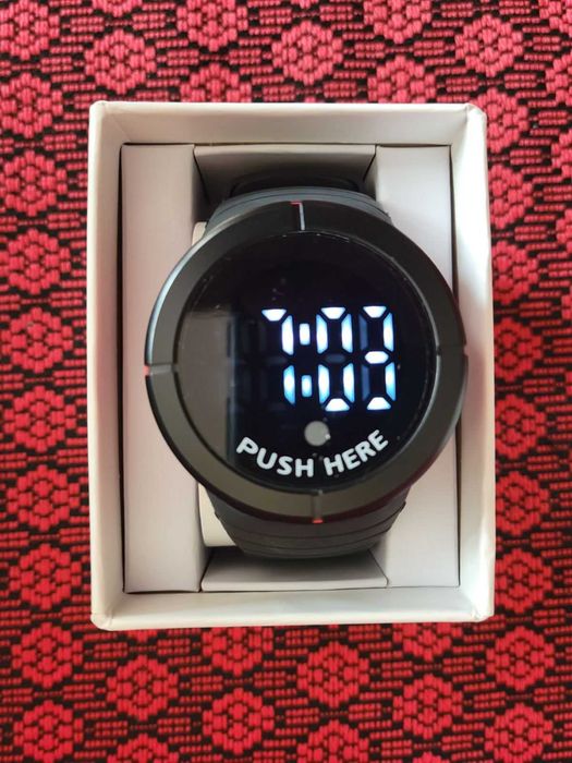 Електронен часовник