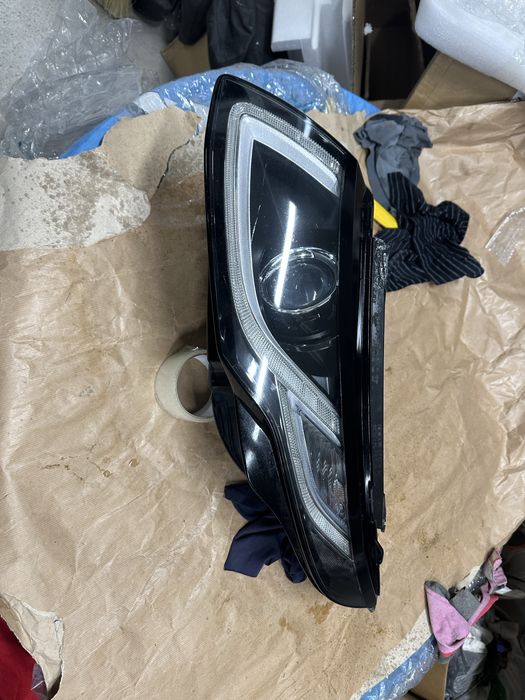 Far stânga bi xenon led range rover evogue.cod:gj32-13w030.