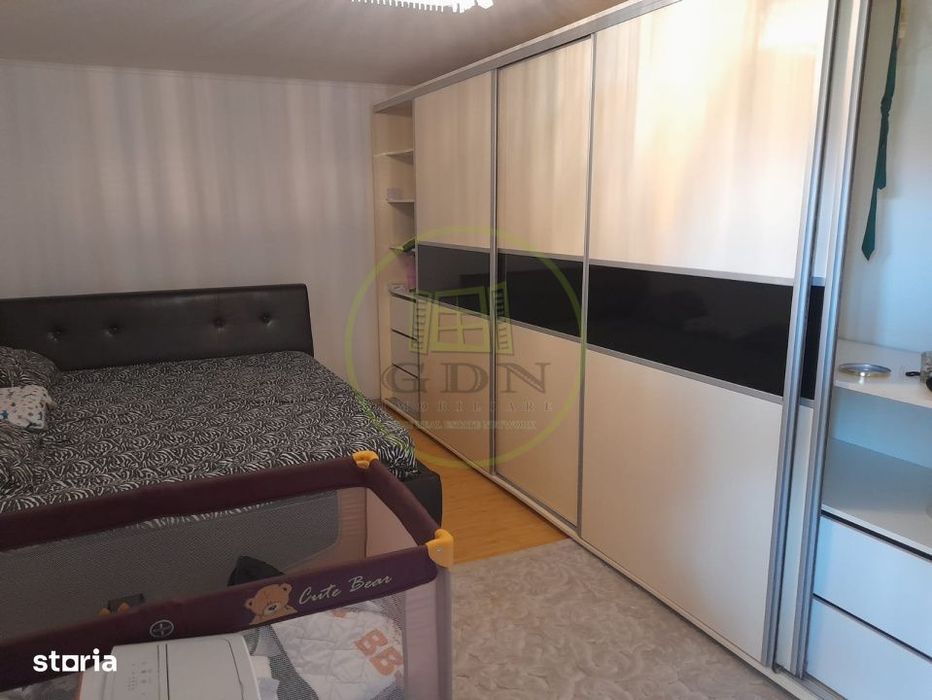 Casa renovata 5 camere de vanzare in locaitatea Mandra jud. Brasov