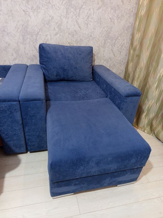 Продам диван раскладной с креслом