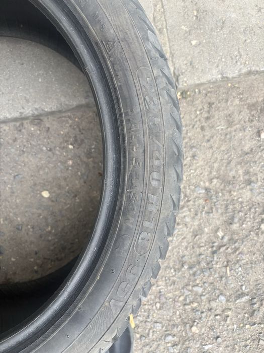 Всесезонни гуми 235/40/18