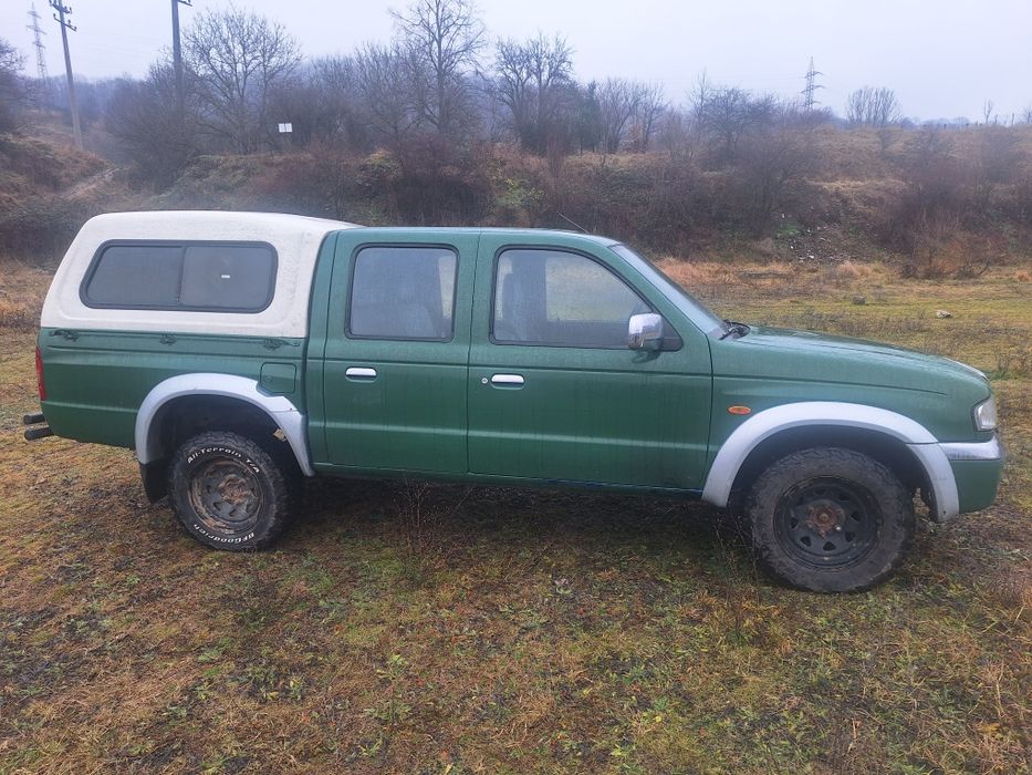 Vand Mazda b 2500 radiata