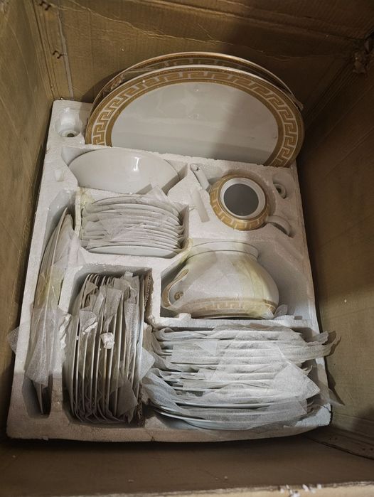 Посуда, сервизы, супницы