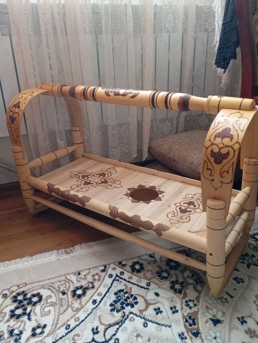 Бесык деревянный