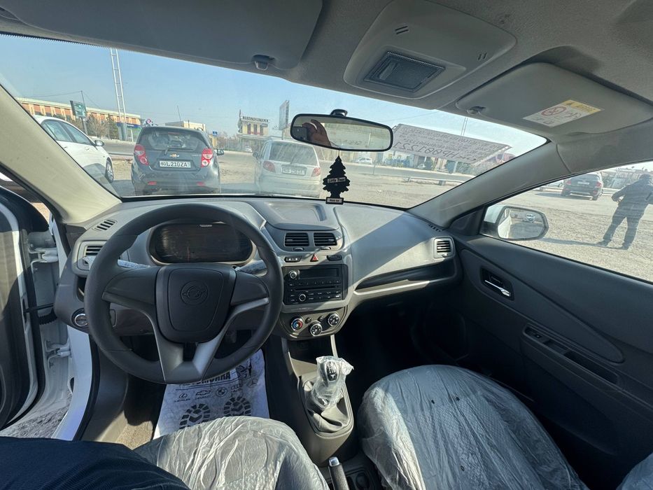 Срочно продается новый машина