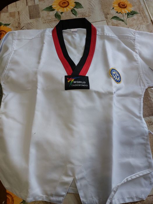 Кимоно детское 8-9лет для тейквандо