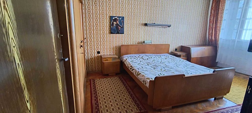 Запазени стари мебели