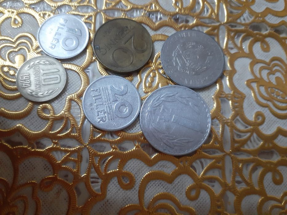 Марки советских времен, монеты, отдам отростки , колонку