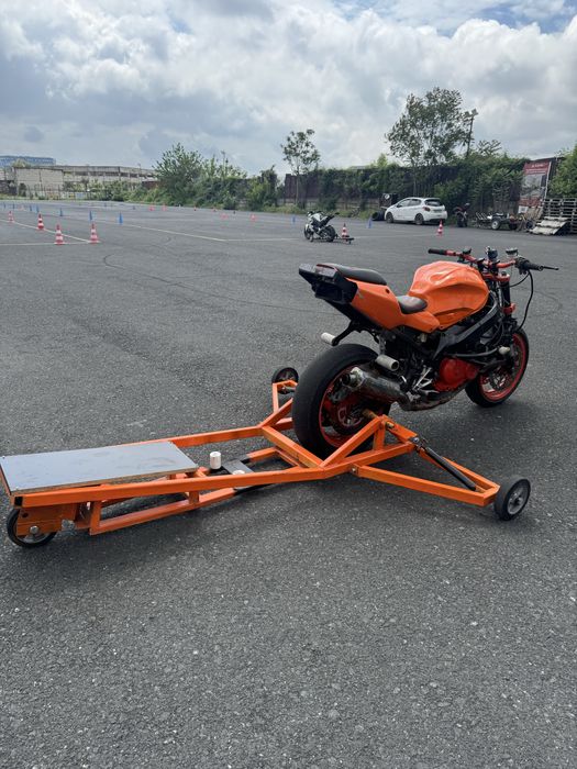Honda f4i pentru stunt si simulator wheelie