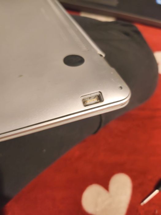 MacBook Air de piese