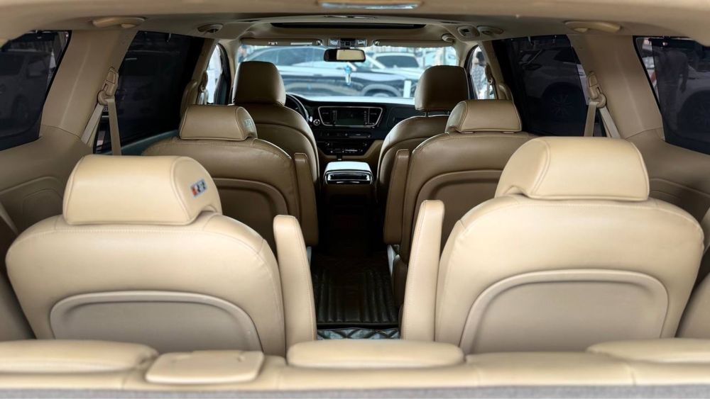 KIA carnival Full