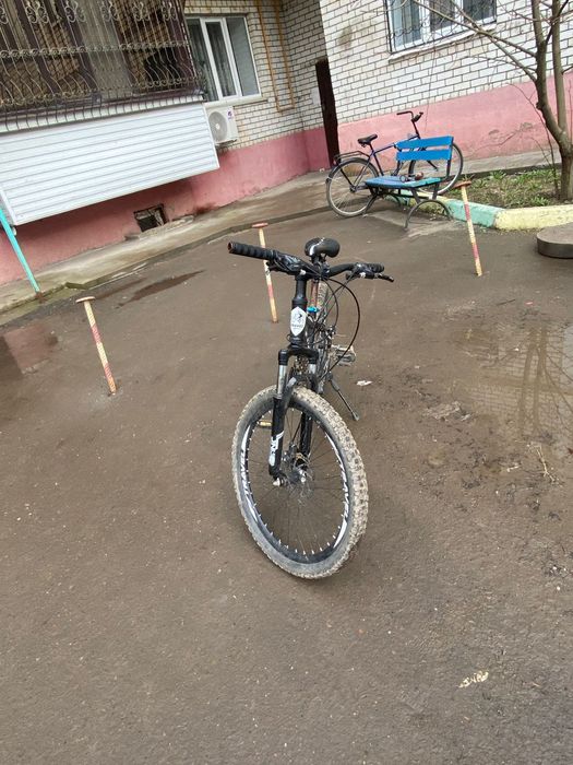 Велик на ходу в хорошом состояни