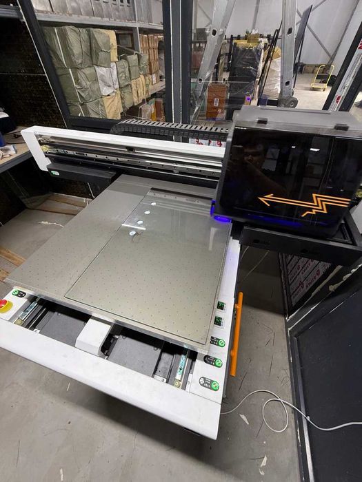 Широкоформатный УФ принтер! Горизонтальный принтер