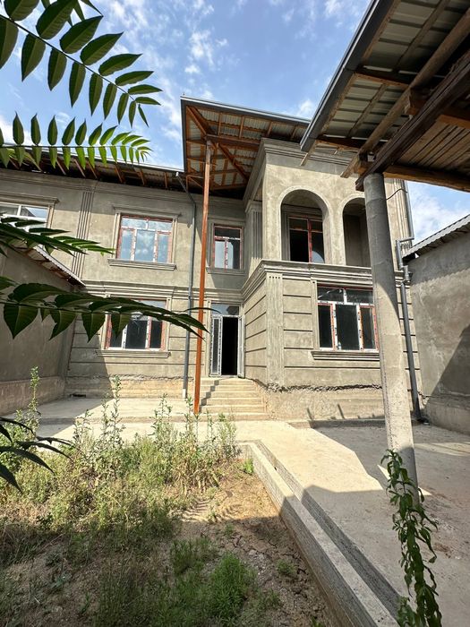 Продаётся ер участкаси, 3 сотих. Коробка бор. Нархи — 114 000 $.