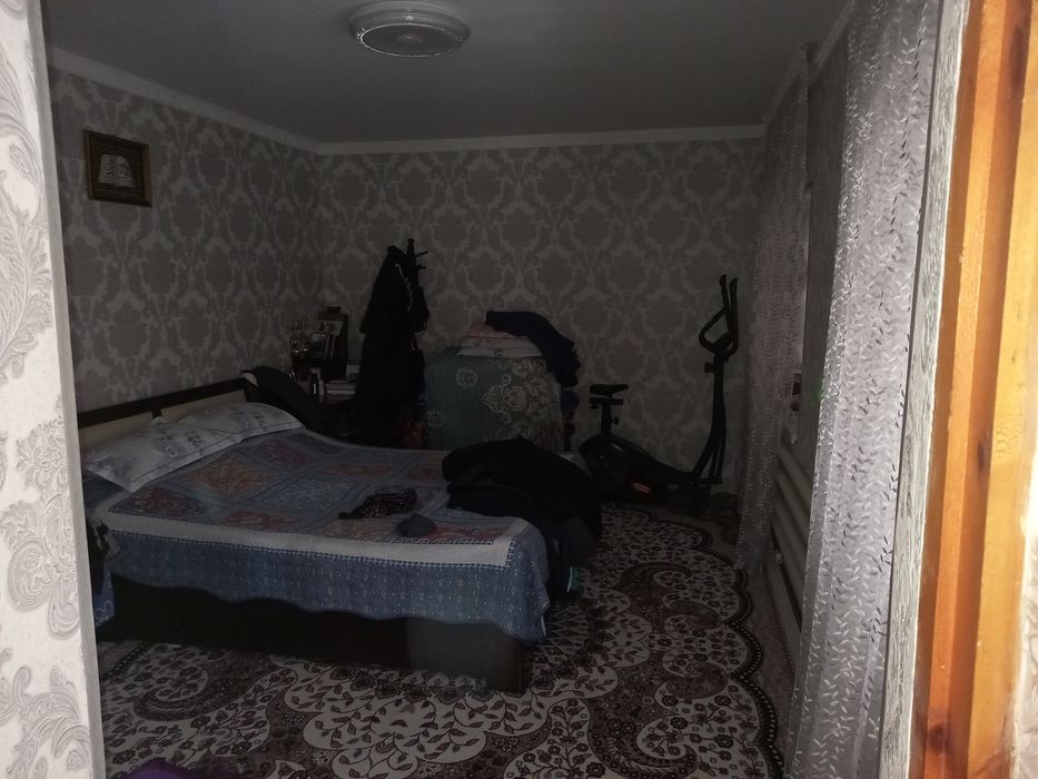 Продается участок 5 соток 4 комнат.