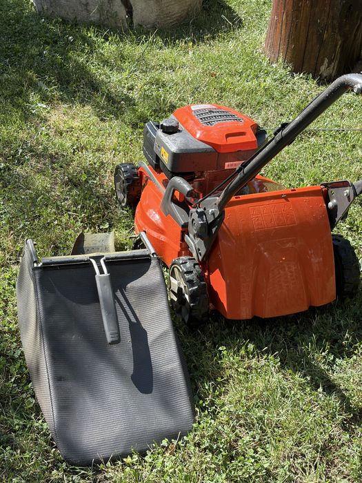 Masina de tuns Husqvarna 247s