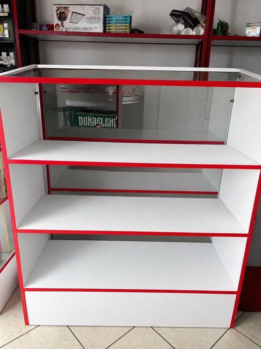 Полки , шкафы для магазина