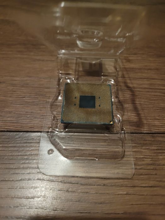 Procesor AMD Ryzen 7 2700  stare buna