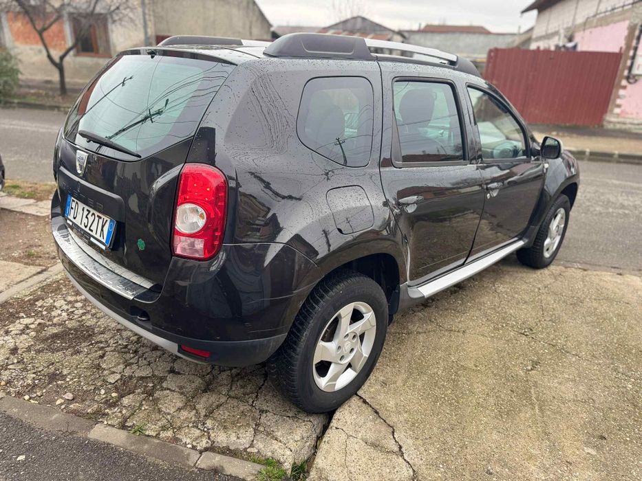 Dacia Duster 2011