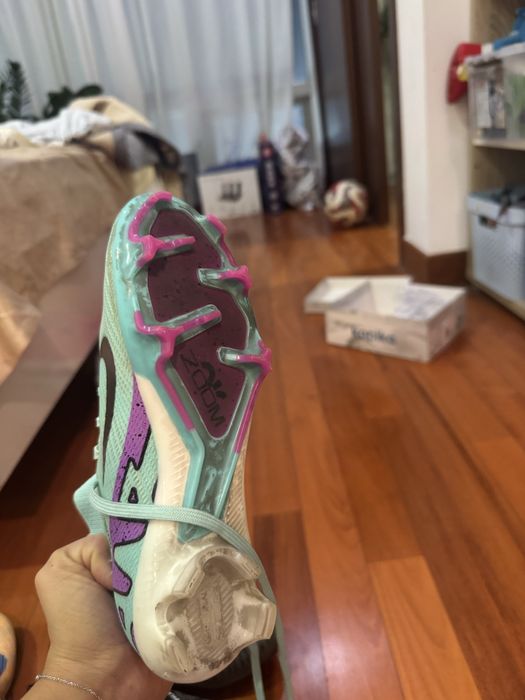 Продаются Air zoom бутсы