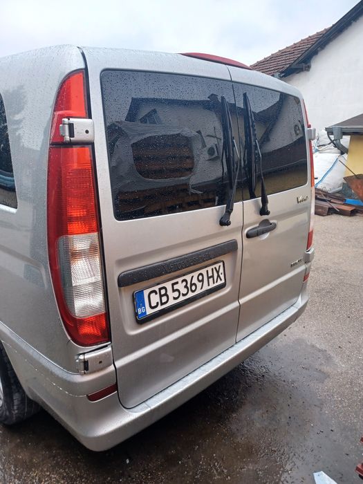 Продавам мерцедес вито