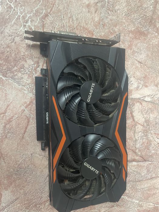 Gigabyte 1050 ti 4gb “FAN STOP”