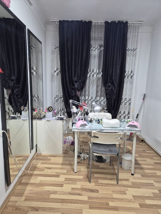 Inchiriere camera in salon vis-a -vis de Liceul Caragiale Ploiesti