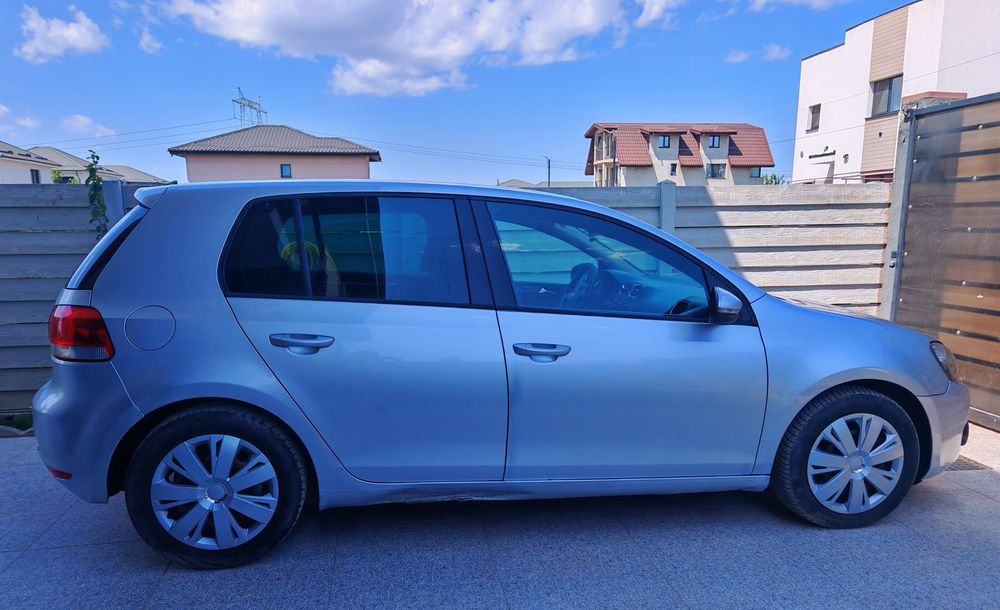 Vând Golf IV 1,4TSI 122 CP